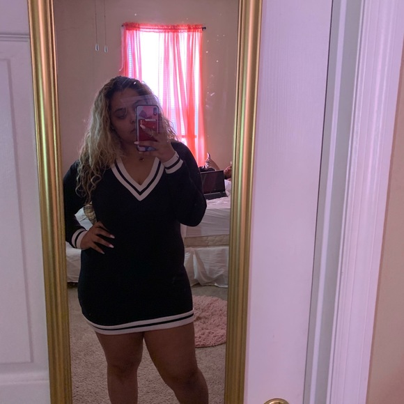 Sweater dress - Picture 1 of 6